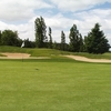 A view of the 4th hole protected by bunkers at Renfrew Golf Club